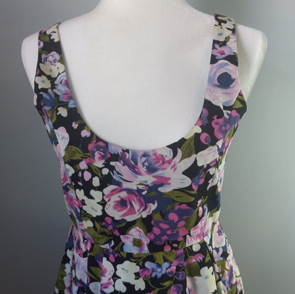 H & M - Picture 6 of 8